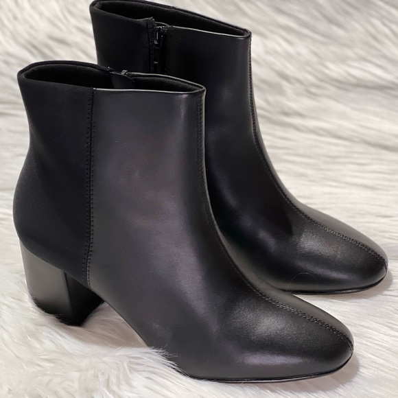 NIB Clarks Chartli Valley Black Suede Ankle Boots Booties - Picture 6 of 16